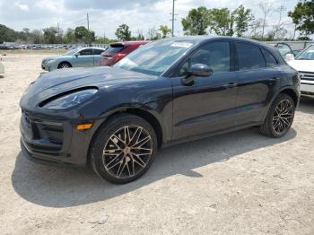  Salvage Porsche Macan Base