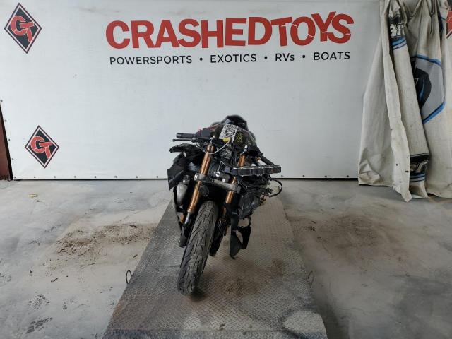  Salvage Suzuki Gsx1300