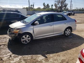  Salvage Toyota Yaris