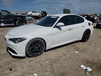  Salvage Alfa Romeo Giulia