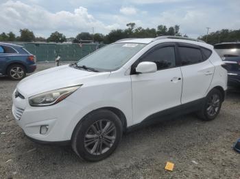  Salvage Hyundai TUCSON