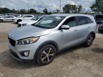  Salvage Kia Sorento