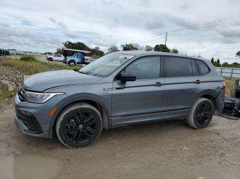  Salvage Volkswagen Tiguan