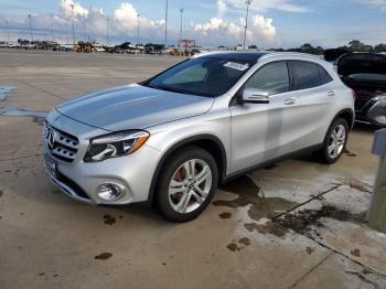  Salvage Mercedes-Benz GLA