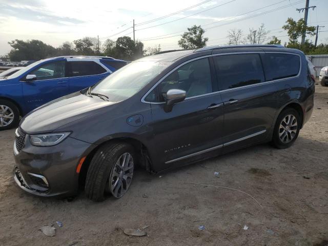  Salvage Chrysler Pacifica