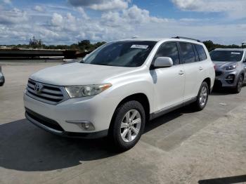  Salvage Toyota Highlander