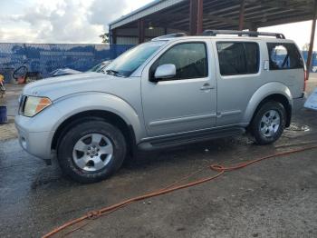  Salvage Nissan Pathfinder