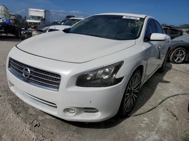  Salvage Nissan Maxima