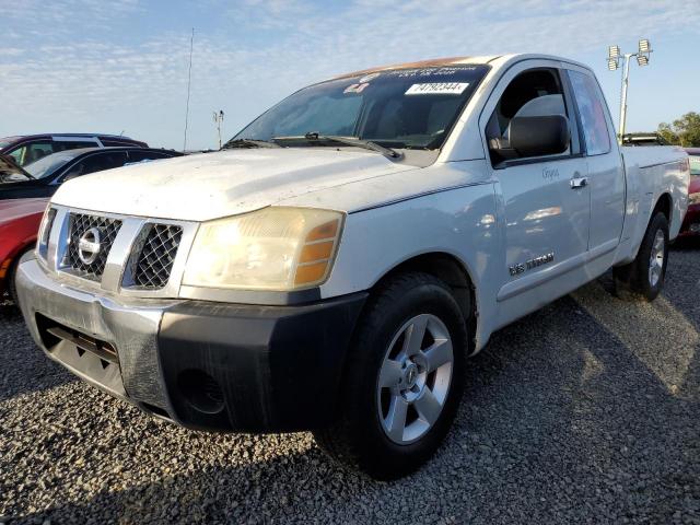  Salvage Nissan Titan