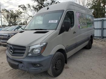  Salvage Mercedes-Benz Sprinter