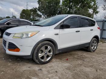  Salvage Ford Escape