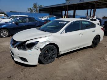  Salvage Nissan Altima