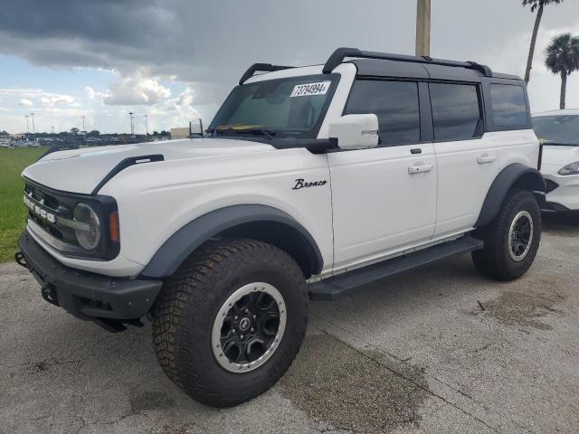  Salvage Ford Bronco