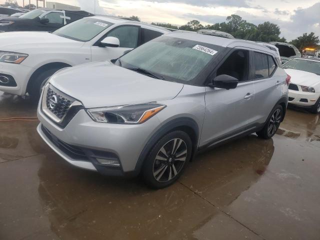  Salvage Nissan Kicks