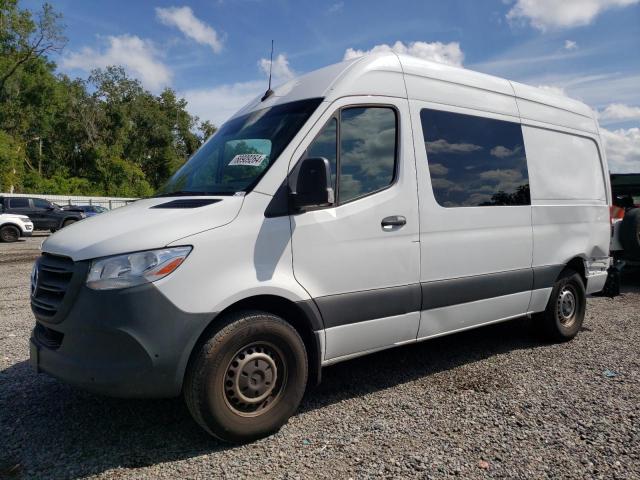  Salvage Mercedes-Benz Sprinter