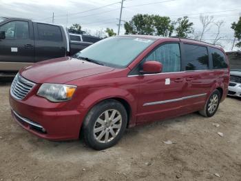  Salvage Chrysler Minivan