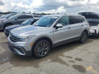  Salvage Volkswagen Tiguan