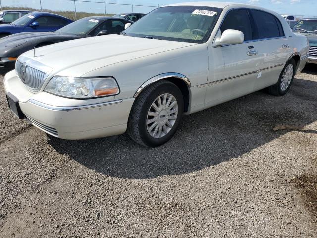  Salvage Lincoln Towncar