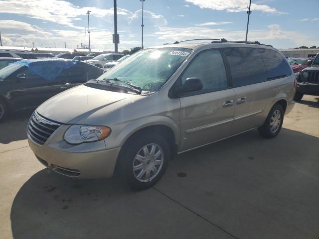  Salvage Chrysler Minivan