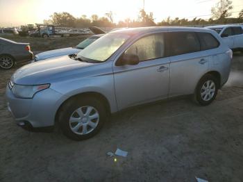  Salvage Mitsubishi Outlander