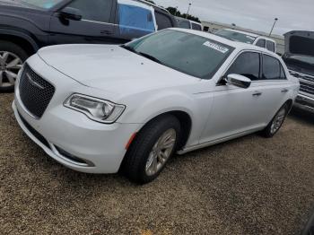  Salvage Chrysler 300