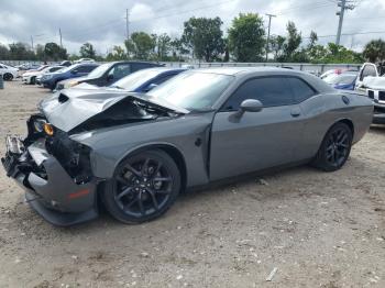  Salvage Dodge Challenger