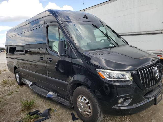  Salvage Mercedes-Benz Sprinter