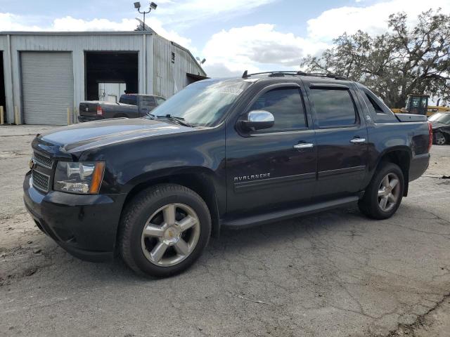  Salvage Chevrolet Avalanche