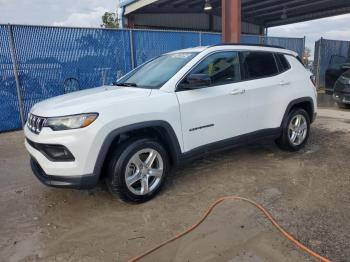  Salvage Jeep Compass