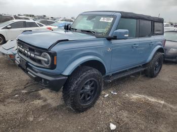  Salvage Ford Bronco