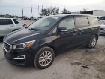  Salvage Kia Sedona