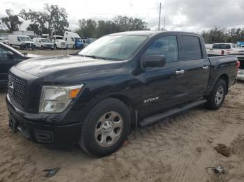  Salvage Nissan Titan