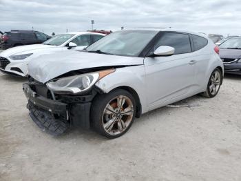  Salvage Hyundai VELOSTER