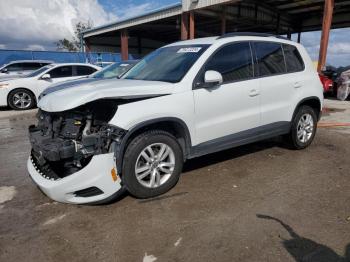  Salvage Volkswagen Tiguan