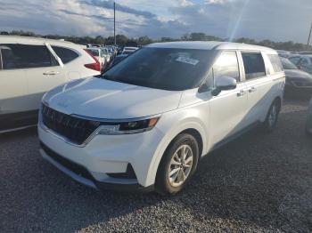  Salvage Kia Carnival