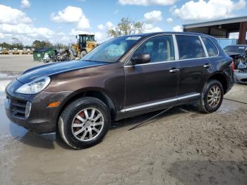  Salvage Porsche Cayenne