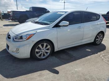  Salvage Hyundai ACCENT