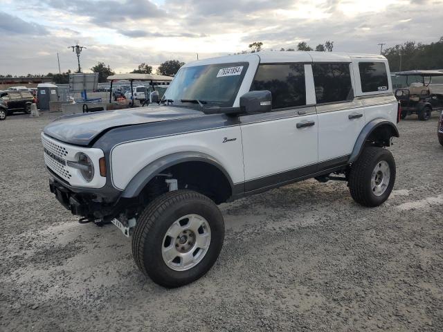  Salvage Ford Bronco