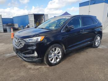  Salvage Ford Edge