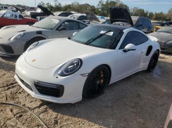  Salvage Porsche 911