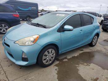  Salvage Toyota Prius