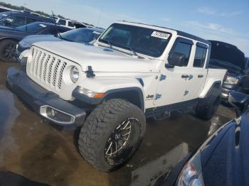  Salvage Jeep Gladiator