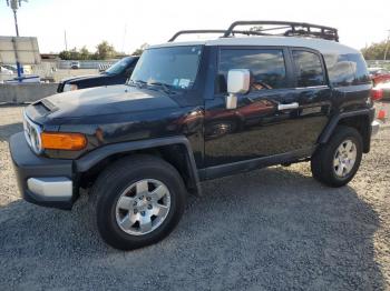  Salvage Toyota FJ Cruiser