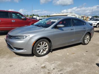  Salvage Chrysler 200