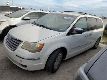  Salvage Chrysler Minivan