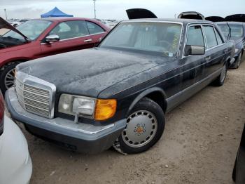  Salvage Mercedes-Benz 560-Class