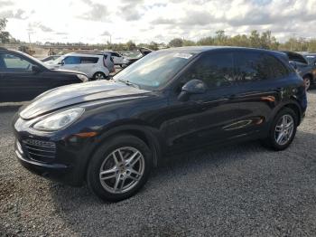  Salvage Porsche Cayenne