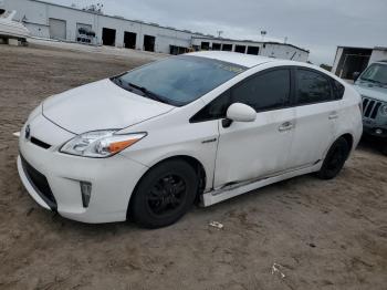  Salvage Toyota Prius