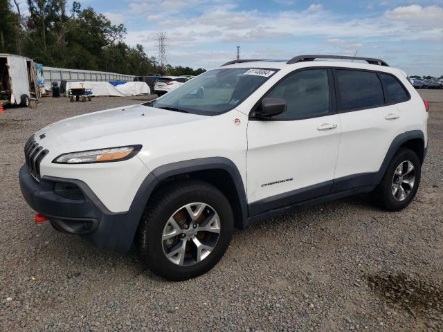  Salvage Jeep Cherokee