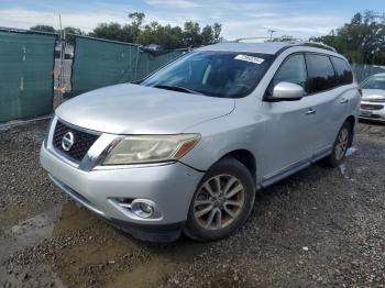  Salvage Nissan Pathfinder